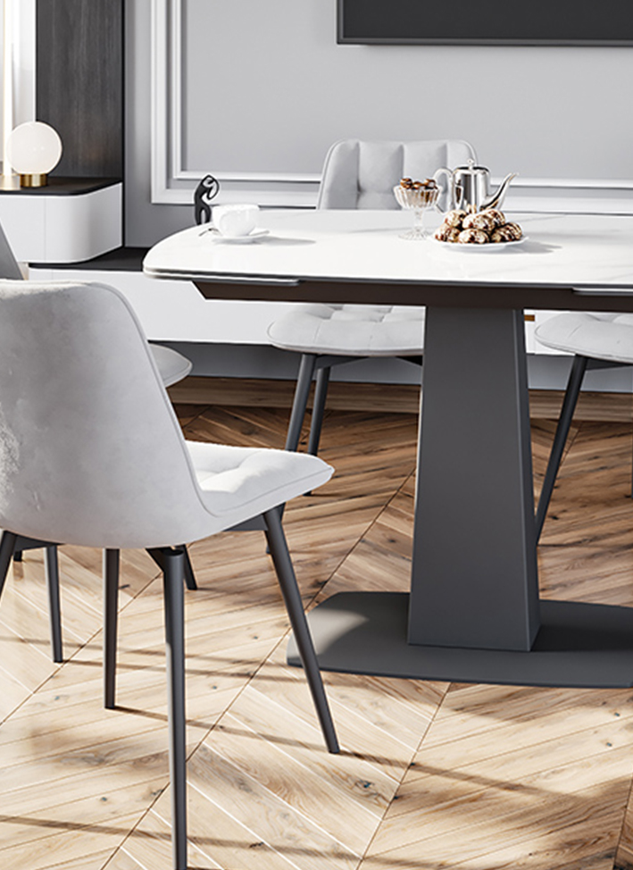 Столы и стулья