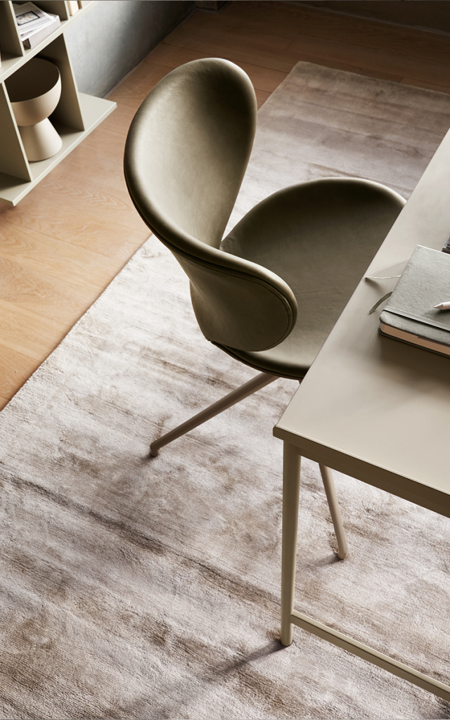 стул morten georgsen 1.jpeg