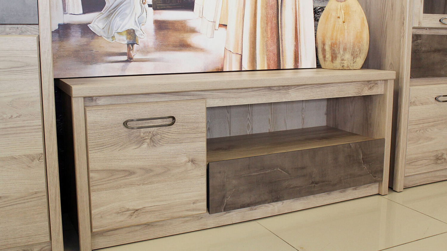 Ищете современную и стильную гостиную?