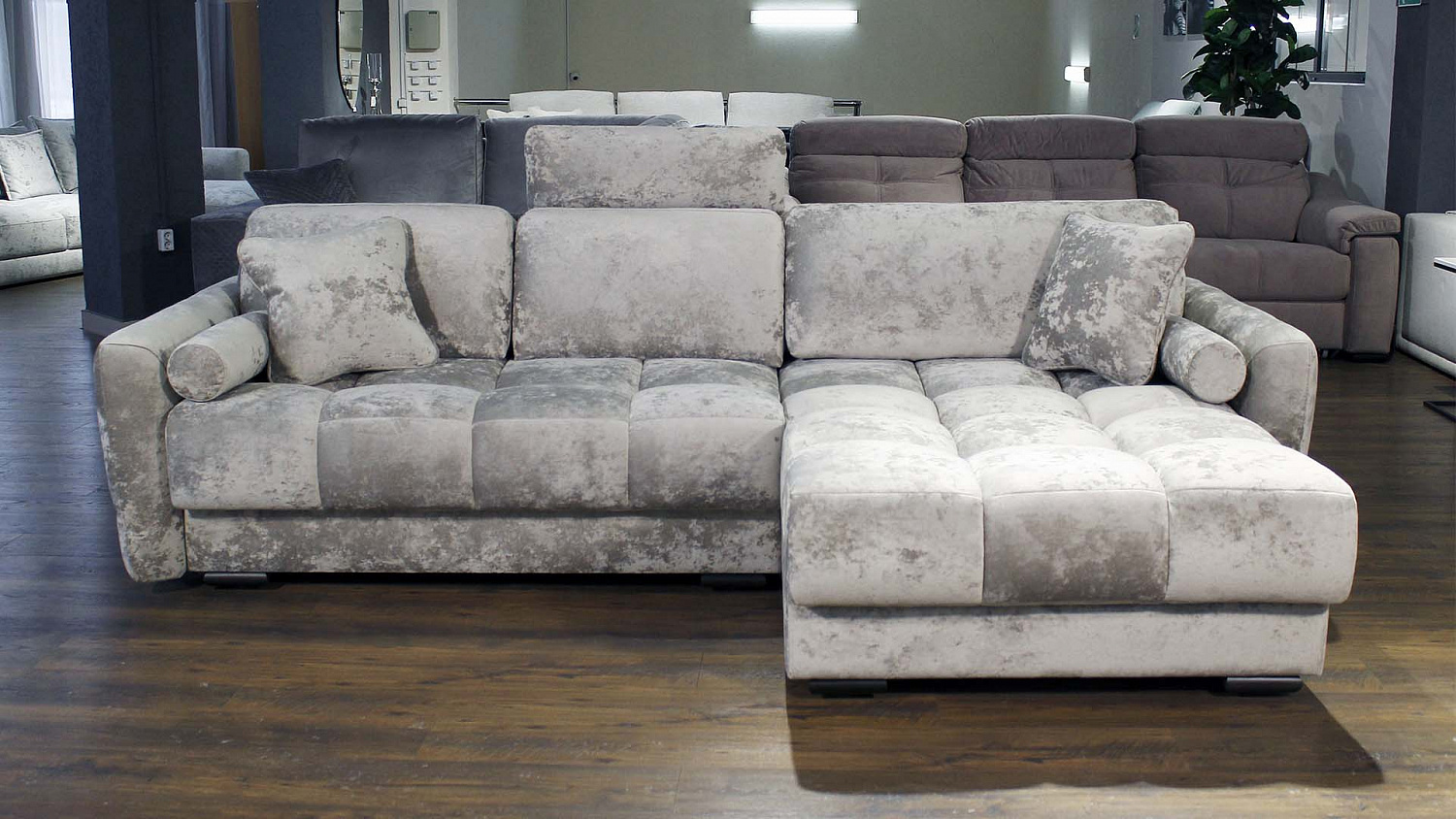 Диван Клаус: Эксклюзивный Комфорт и Стиль для Вашего Дома