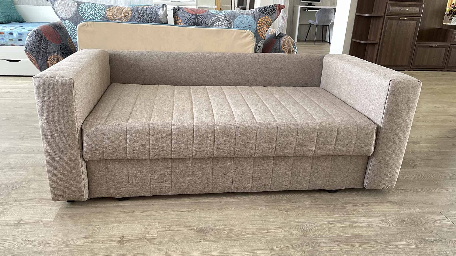 Новинка в салоне! Прямой диван Алье