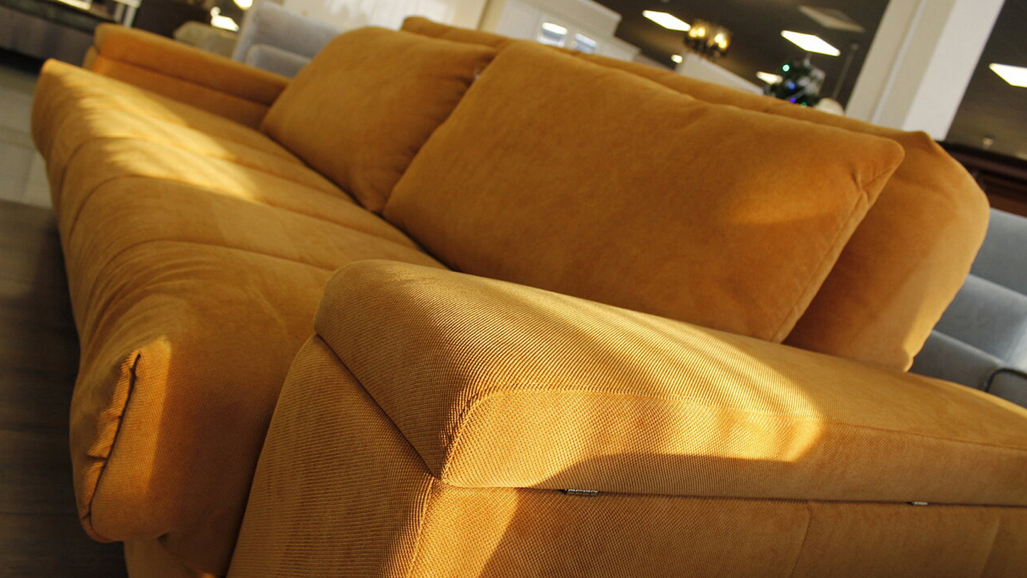 Диван Элиот