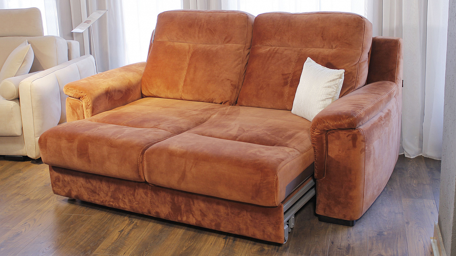 Диван прямой раскладной Вега