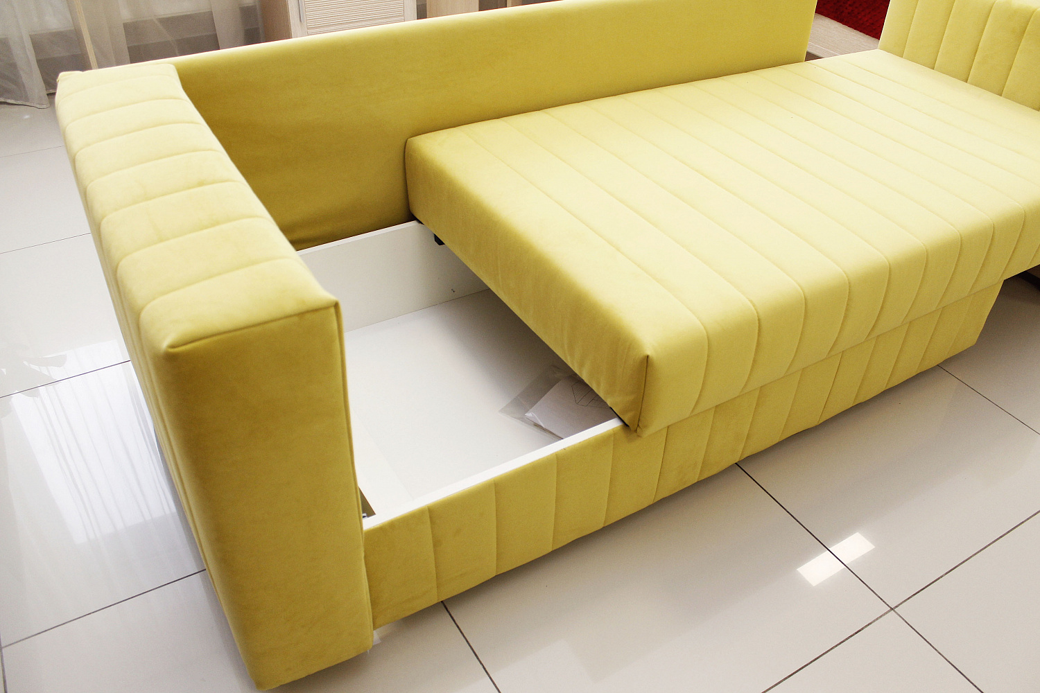 Строгая кушетка Алье