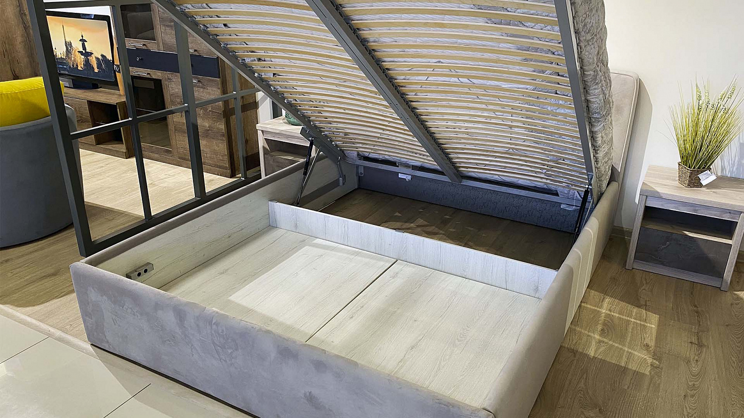 Кровать Мира Мебель Лотус