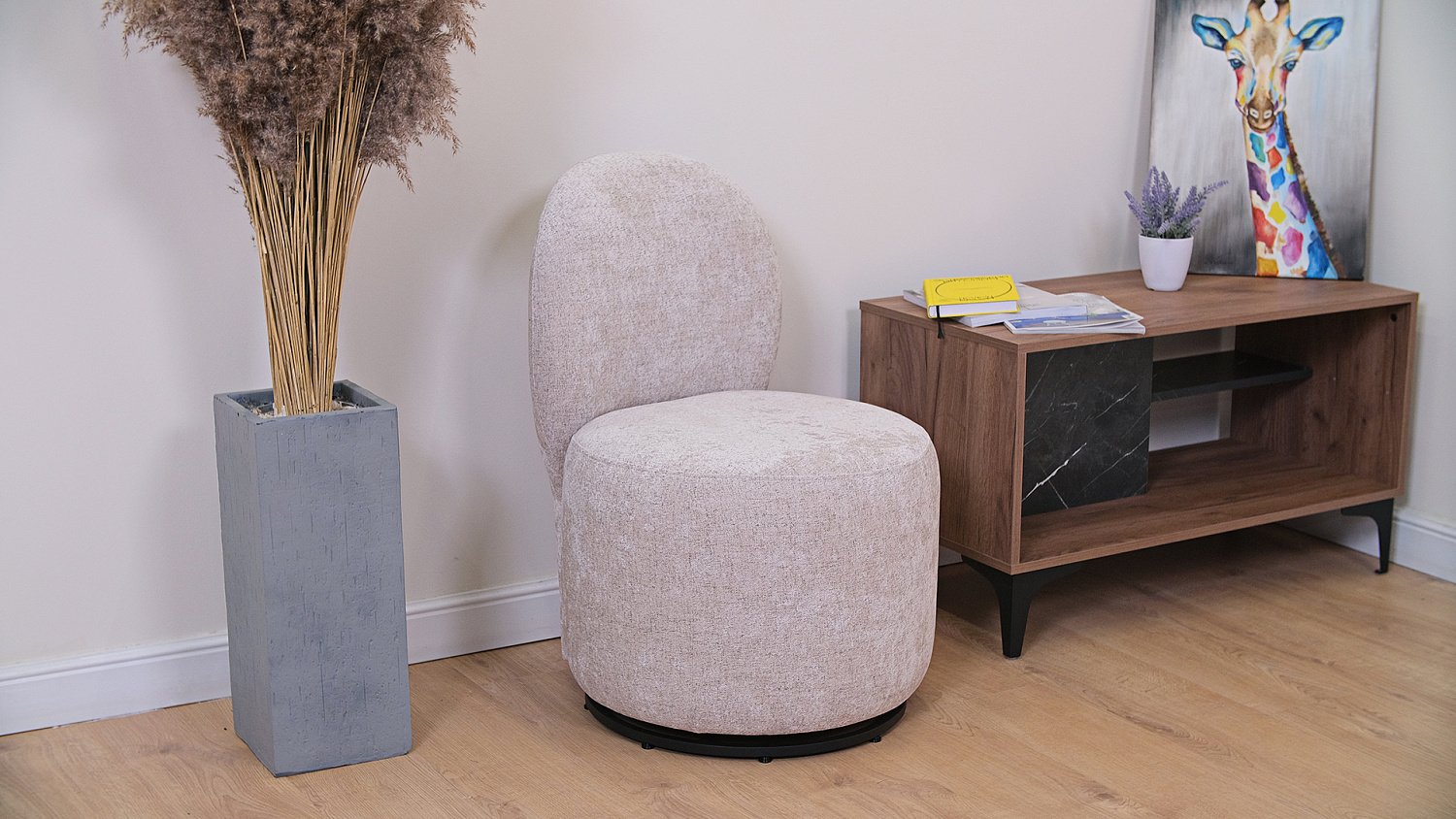 Узнайте о последних тенденциях в области малогабаритной мягкой мебели на 2024 год