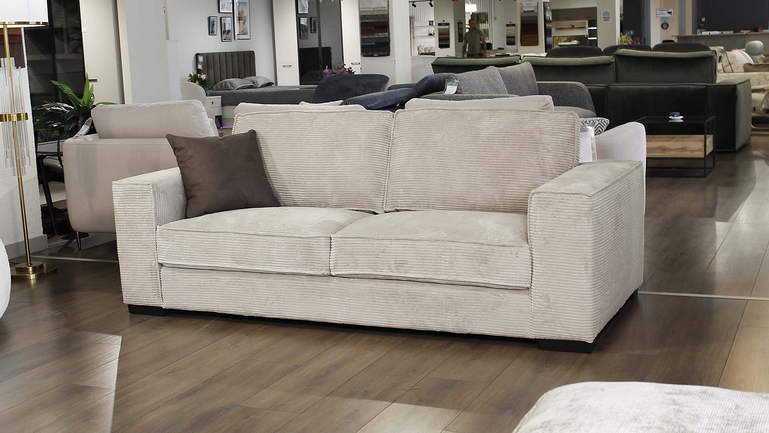 Новое поступление дизайнерских диванов Лотус современного итальянского дизайна