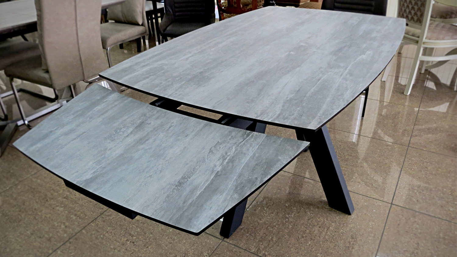 Ищите оригинальный стол?