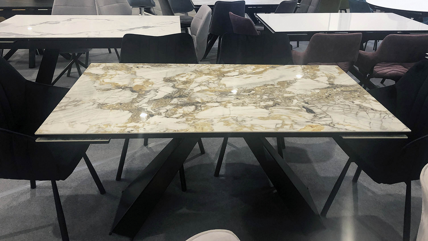 25-я Международная выставка мебели UMIDS