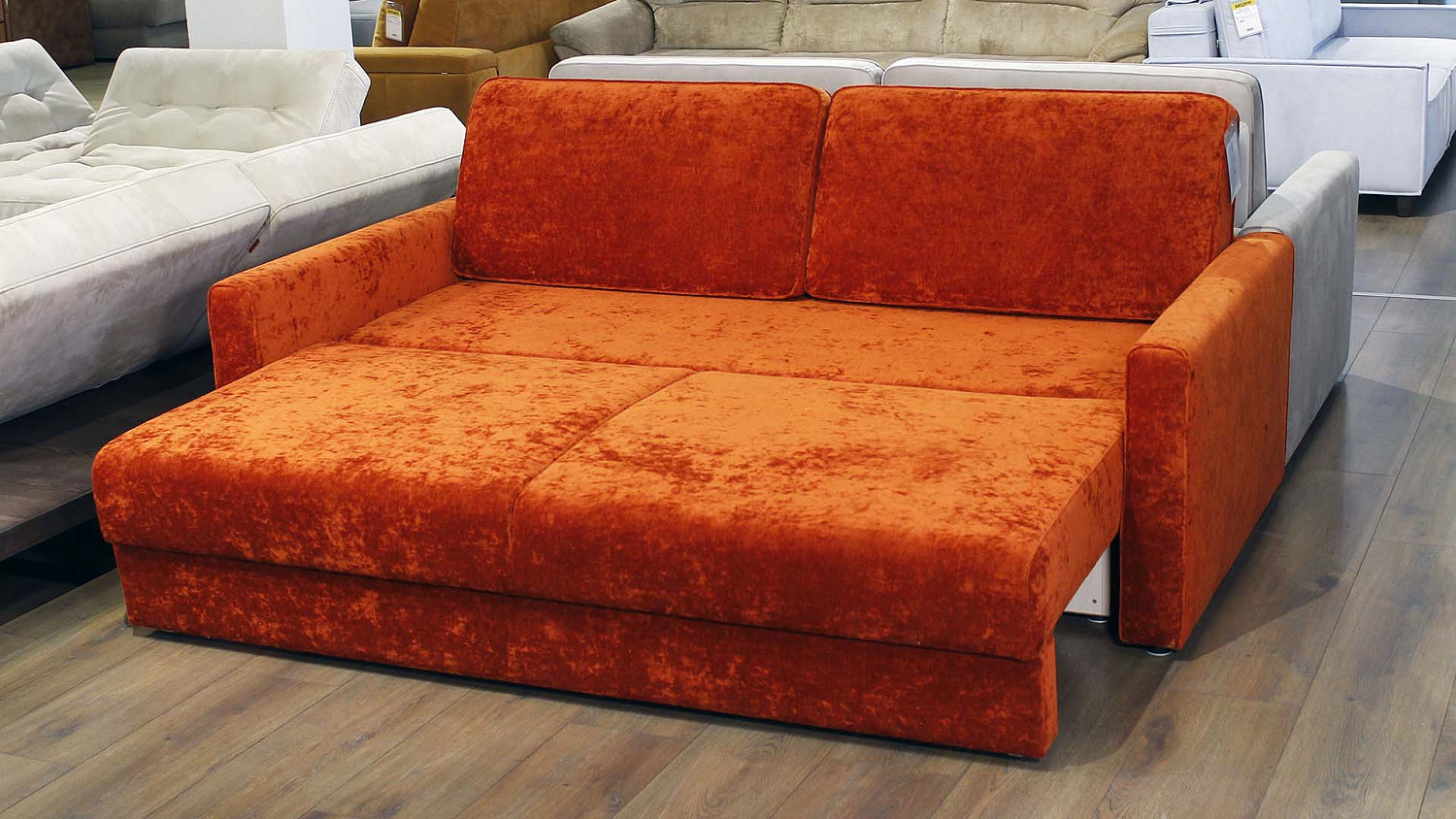 Яркая новинка! Диван 16