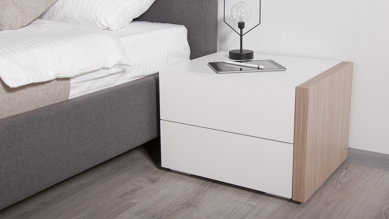 Спальня LIRA в двух цветах