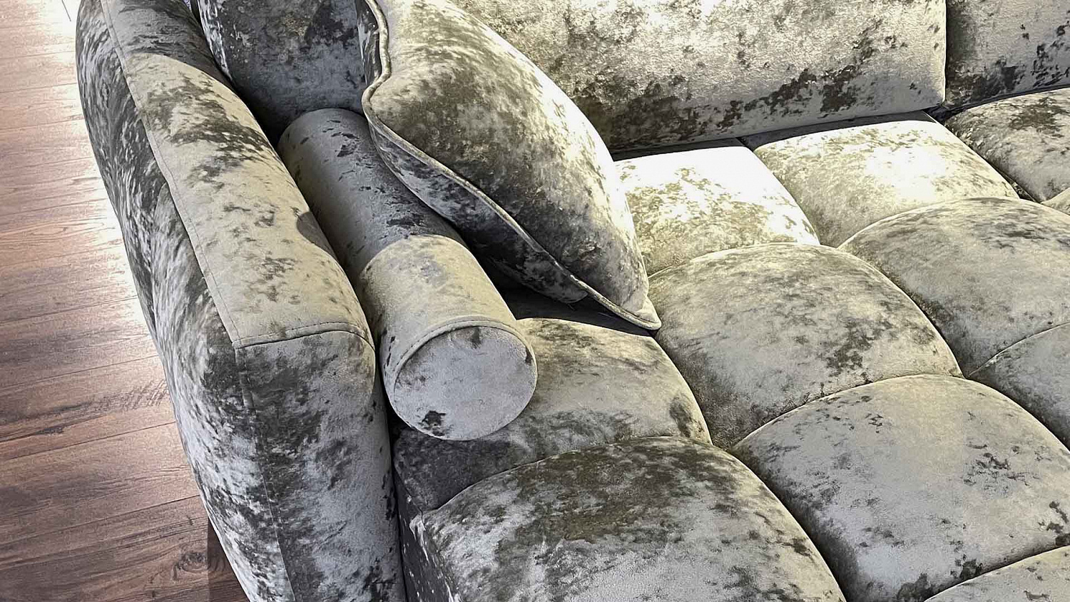 "Клаус": Новый стильный диван с оттоманкой — Комфорт и минимализм в вашем доме