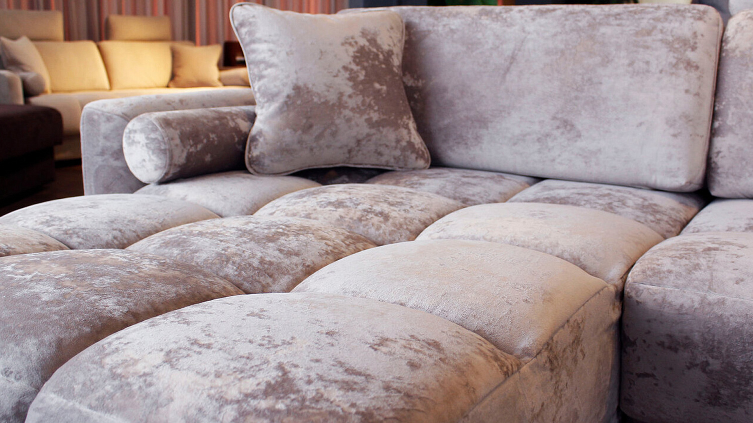 Диван Клаус: Воплощение Стиля, Комфорта и Функциональности