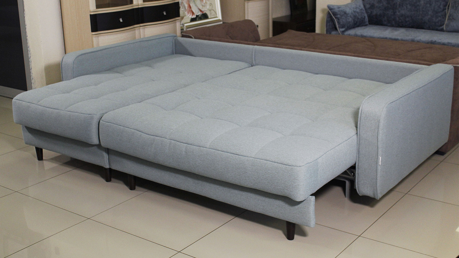 Получите больше пользы от вашей гостиной с диваном-кроватью "Орлеан" - простым в использовании и стильным